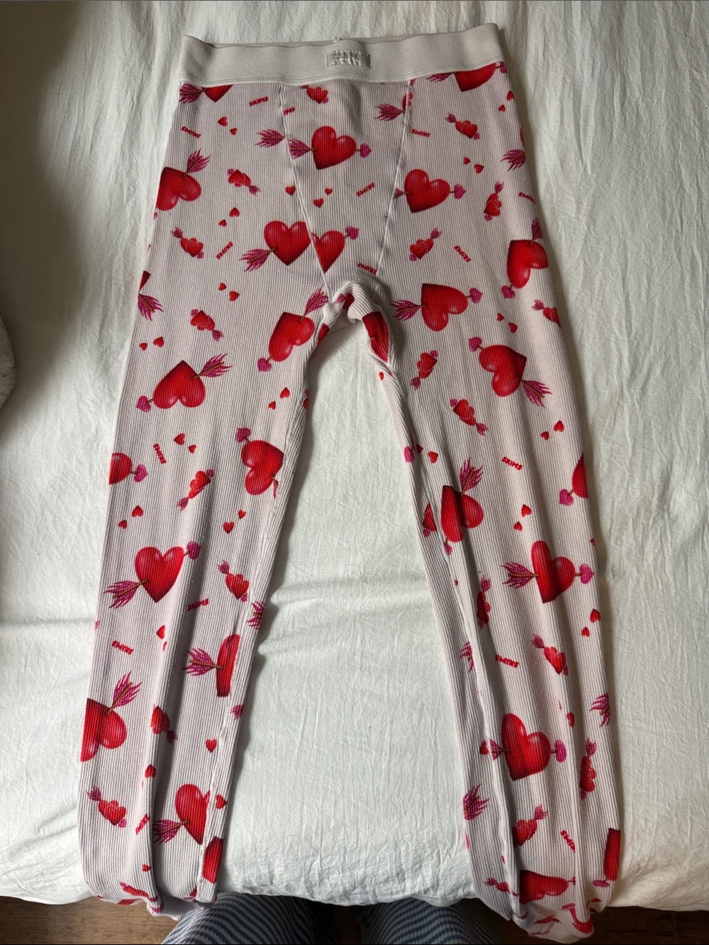 SKIMS Valentine’s Pajama Pants with Red Heart Print Lounge Size XS